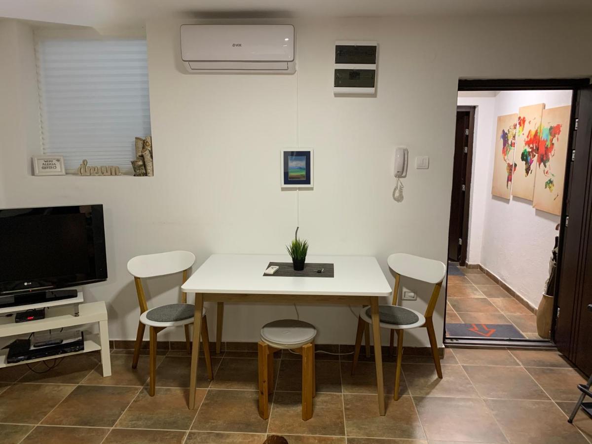 A6 Apartment Novi Sad Extérieur photo